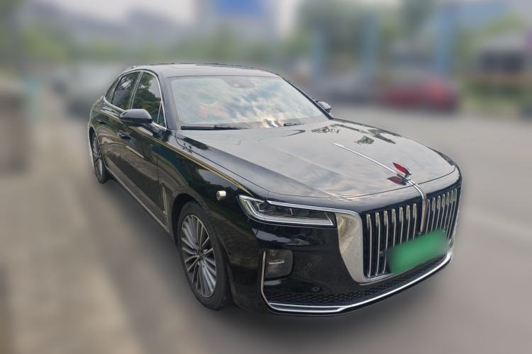 Used Hongqi H9 2022 2.0T Smart Connect Flagship Edition Front Right 45 Deg