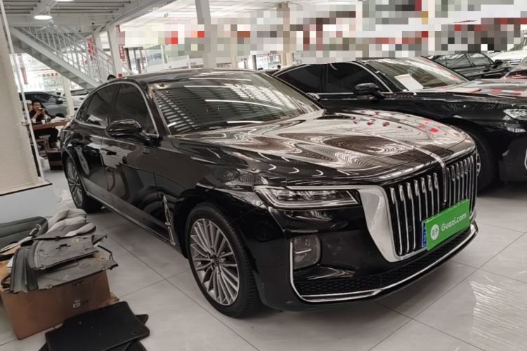 Used Hongqi H9 2022 2.0T Smart Connect Flagship Edition Front Right 45 Deg