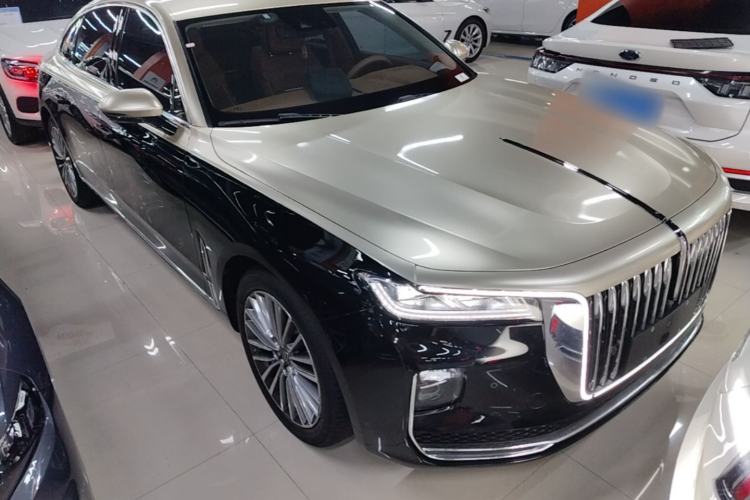 Used Hongqi H9 2022 2.0T Smart Connect Flagship Edition Front Right 45 Deg