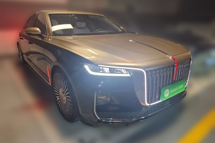 Used Hongqi H9 2022 2.0T Smart Connect Flagship Edition Front Right 45 Deg