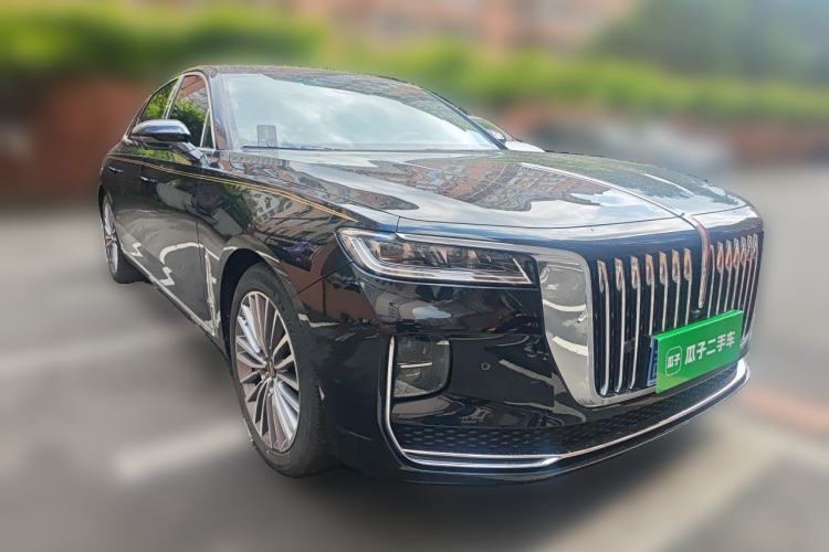 Used Hongqi H9 2022 2.0T Smart Connect Flagship Edition Front Right 45 Deg