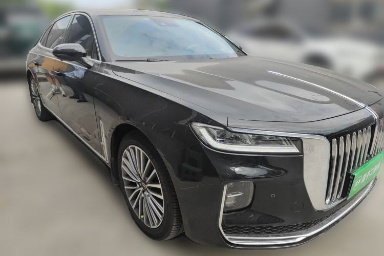 Used Hongqi H9 2022 2.0T Smart Connect Flagship Edition Front Right 45 Deg