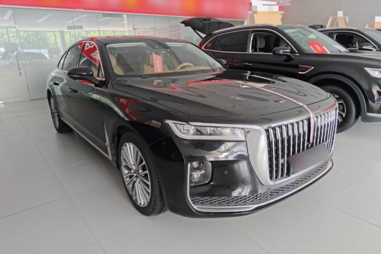 Used Hongqi H9 2022 2.0T Smart Connect Flagship Edition Front Right 45 Deg