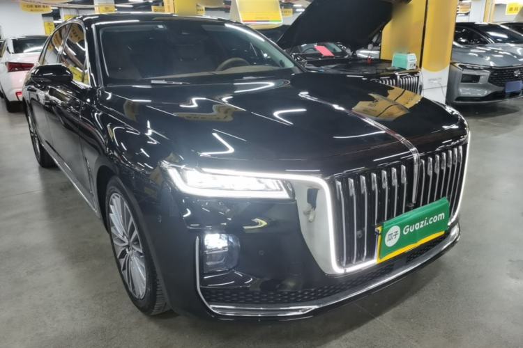 Used Hongqi H9 2022 2.0T Smart Connect Flagship Edition Front Right 45 Deg