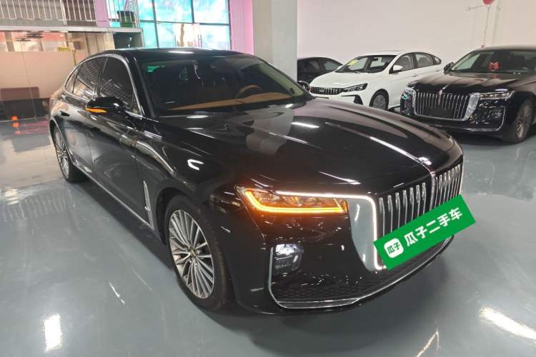 Used Hongqi H9 2022 2.0T Smart Connect Flagship Edition Front Right 45 Deg