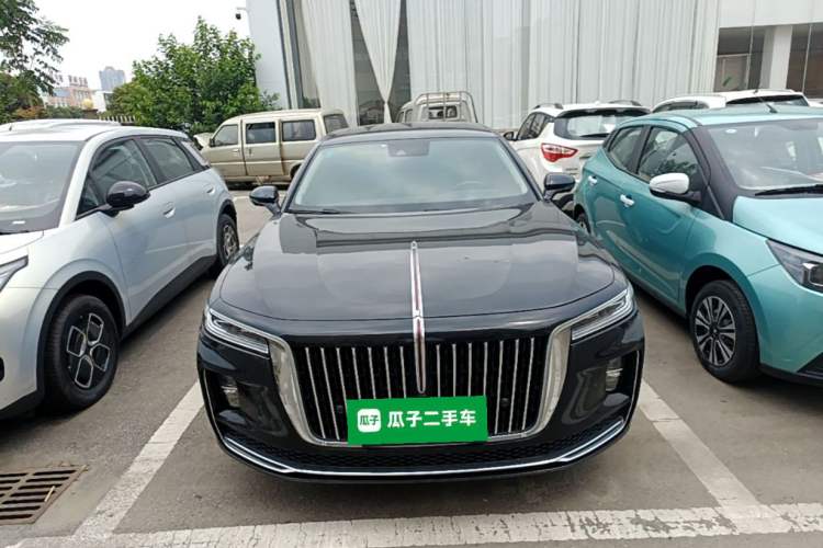 Used Hongqi H9 2022 2.0T Smart Connect Flagship Edition Front