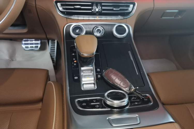 Used Hongqi H9 2022 2.0T Smart Connect Flagship Edition Gear Lever