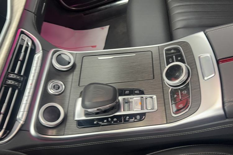 Used Hongqi H9 2022 2.0T Smart Connect Flagship Edition Gear Lever