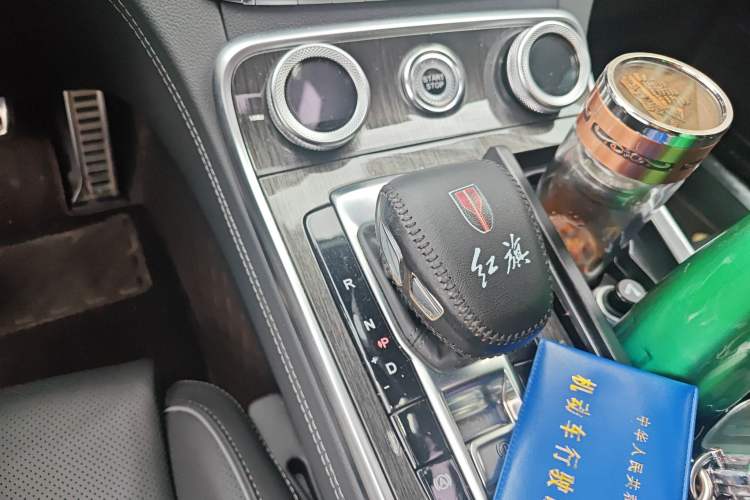 Used Hongqi H9 2022 2.0T Smart Connect Flagship Edition Gear Lever