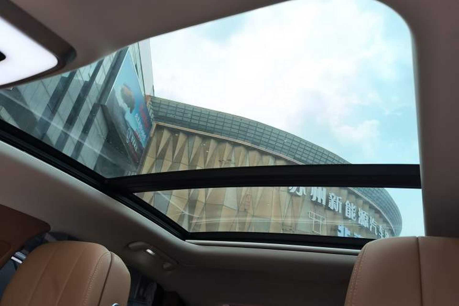 Used Hongqi H9 2022 2.0T Smart Connect Flagship Edition Headliner