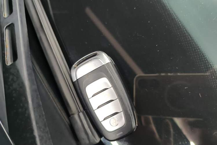 Used Hongqi H9 2022 2.0T Smart Connect Flagship Edition Interior 1