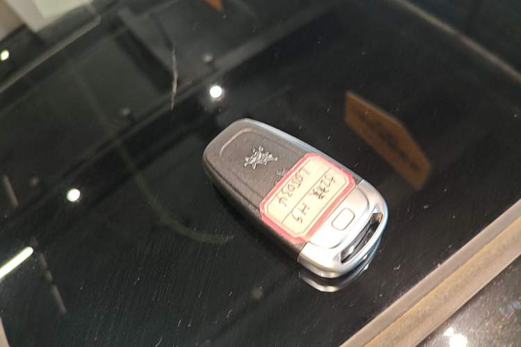Used Hongqi H9 2022 2.0T Smart Connect Flagship Edition Interior 1