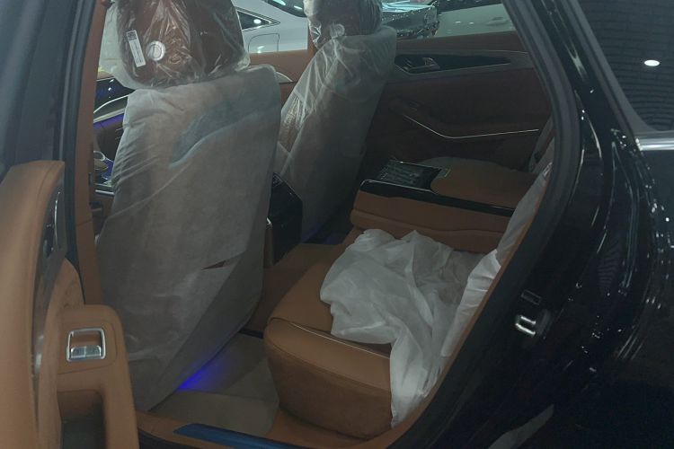 Used Hongqi H9 2022 2.0T Smart Connect Flagship Edition Interior 1
