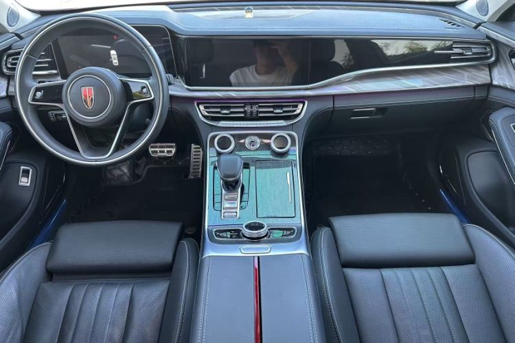 Used Hongqi H9 2022 2.0T Smart Connect Flagship Edition Interior 1