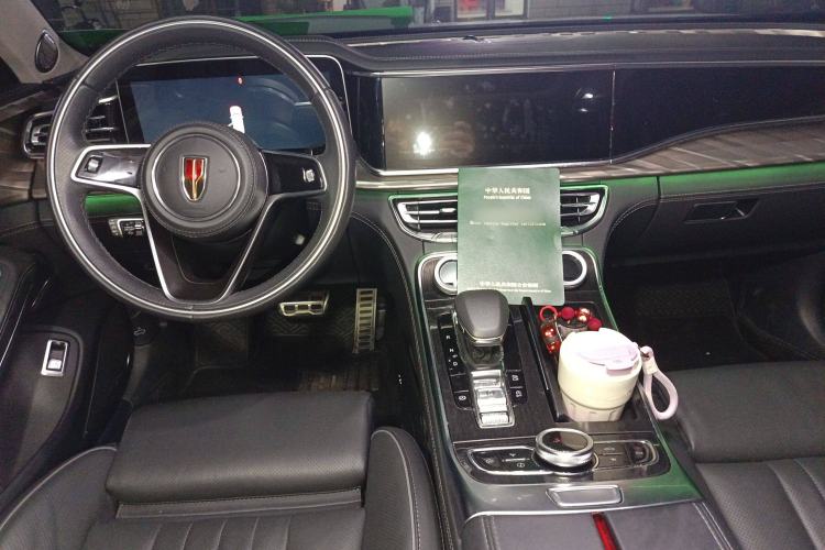 Used Hongqi H9 2022 2.0T Smart Connect Flagship Edition Interior 2