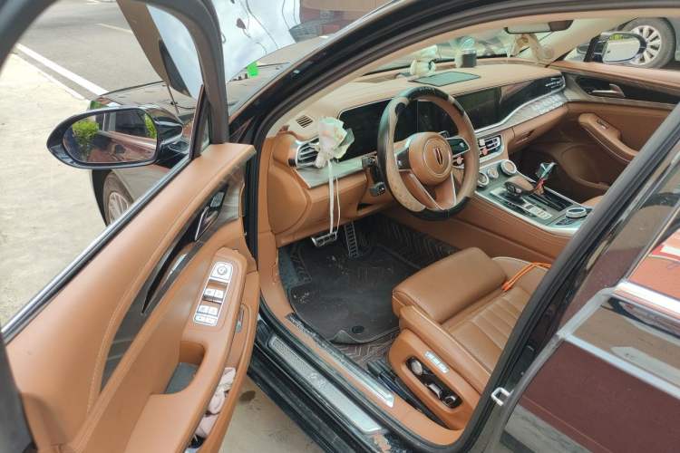 Used Hongqi H9 2022 2.0T Smart Connect Flagship Edition Interior 3