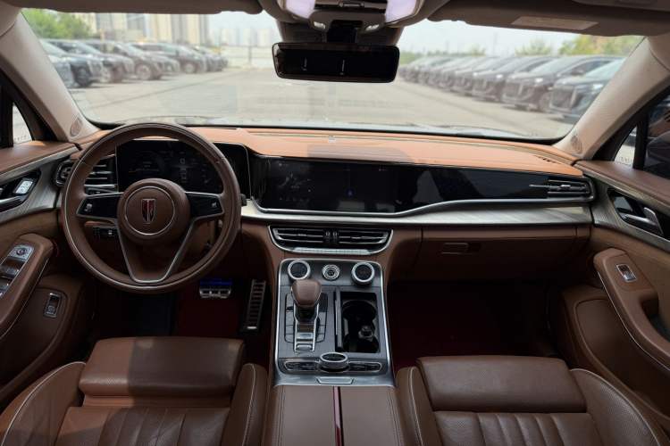 Used Hongqi H9 2022 2.0T Smart Connect Flagship Edition Interior 4