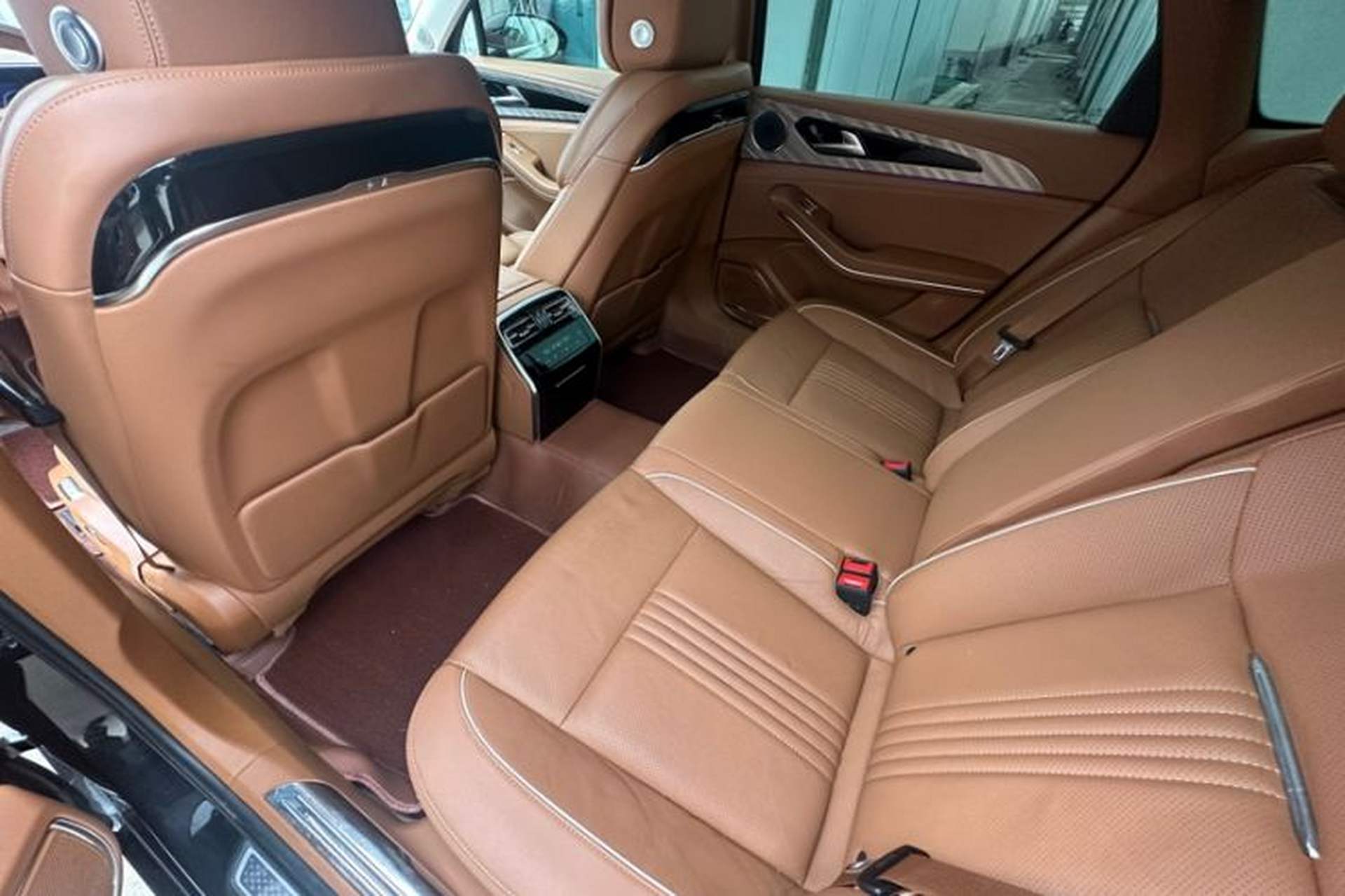 Used Hongqi H9 2022 2.0T Smart Connect Flagship Edition Interior 4