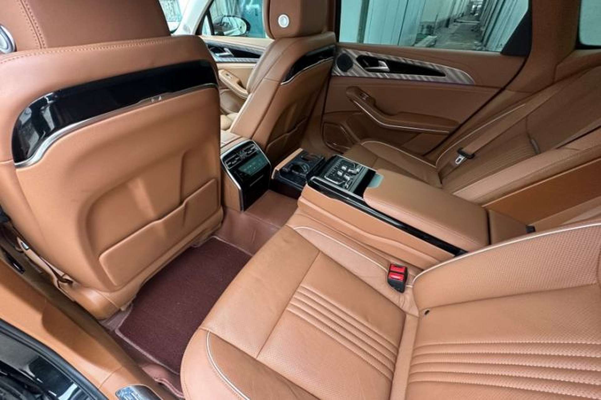 Used Hongqi H9 2022 2.0T Smart Connect Flagship Edition Interior 5