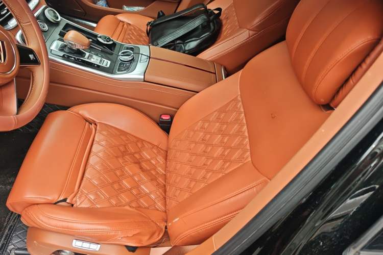 Used Hongqi H9 2022 2.0T Smart Connect Flagship Edition Left Front Seat