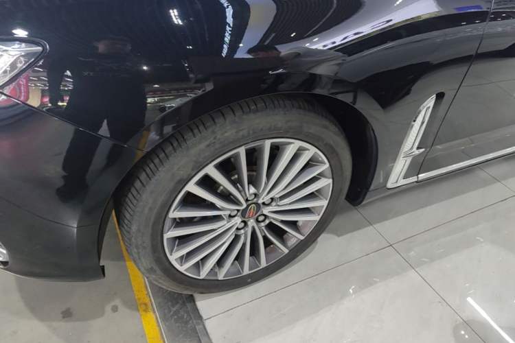 Used Hongqi H9 2022 2.0T Smart Connect Flagship Edition Left Front Wheel Hub