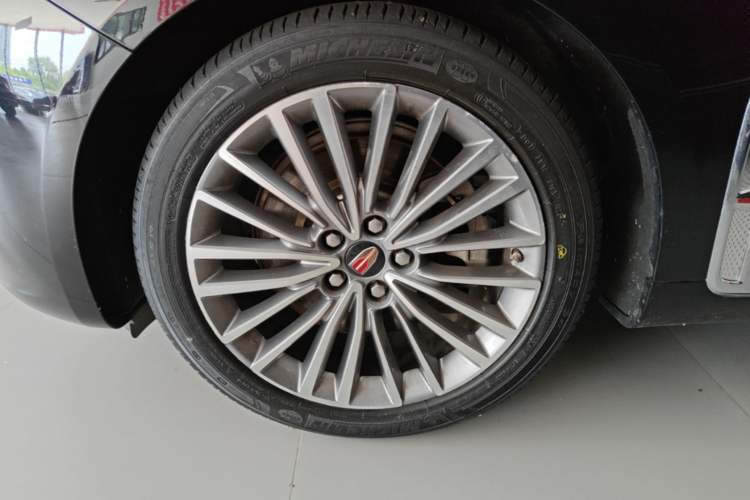 Used Hongqi H9 2022 2.0T Smart Connect Flagship Edition Left Front Wheel Hub