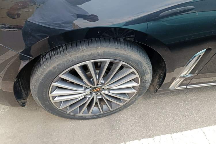 Used Hongqi H9 2022 2.0T Smart Connect Flagship Edition Left Front Wheel Hub