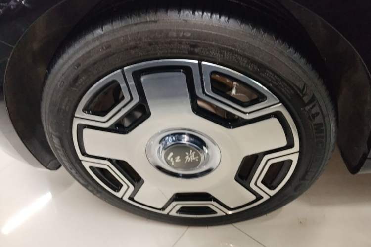 Used Hongqi H9 2022 2.0T Smart Connect Flagship Edition Left Front Wheel Hub