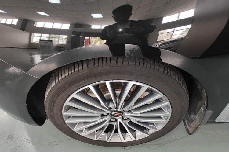 Used Hongqi H9 2022 2.0T Smart Connect Flagship Edition Left Front Wheel Hub
