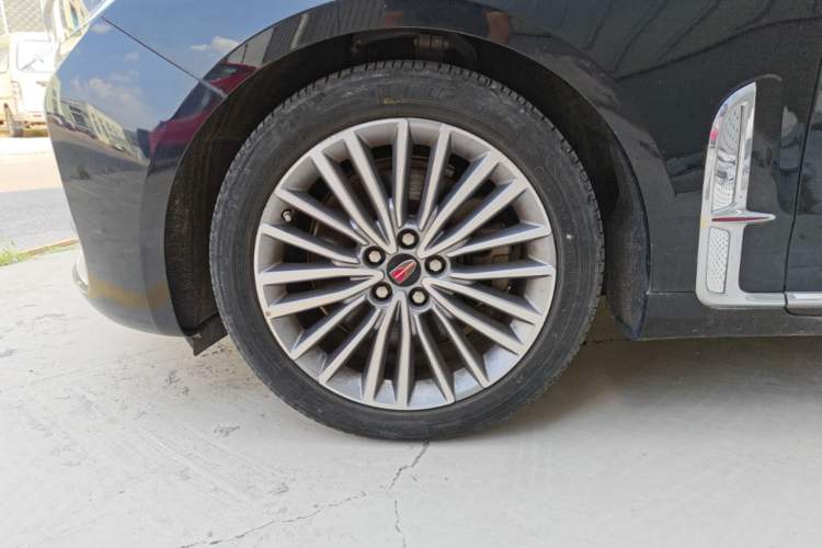 Used Hongqi H9 2022 2.0T Smart Connect Flagship Edition Left Front Wheel Hub