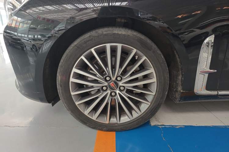 Used Hongqi H9 2022 2.0T Smart Connect Flagship Edition Left Front Wheel Hub