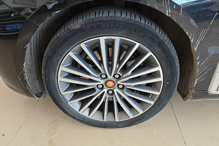 Used Hongqi H9 2022 2.0T Smart Connect Flagship Edition Left Front Wheel Hub