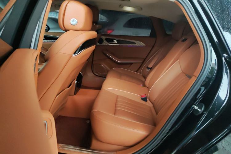 Used Hongqi H9 2022 2.0T Smart Connect Flagship Edition Left Rear Seat