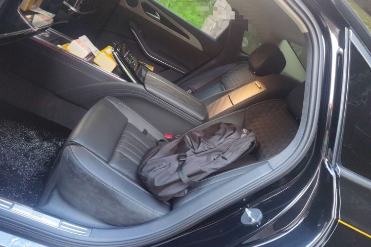 Used Hongqi H9 2022 3.0T H9+ Premium Custom Edition Left Rear Seat