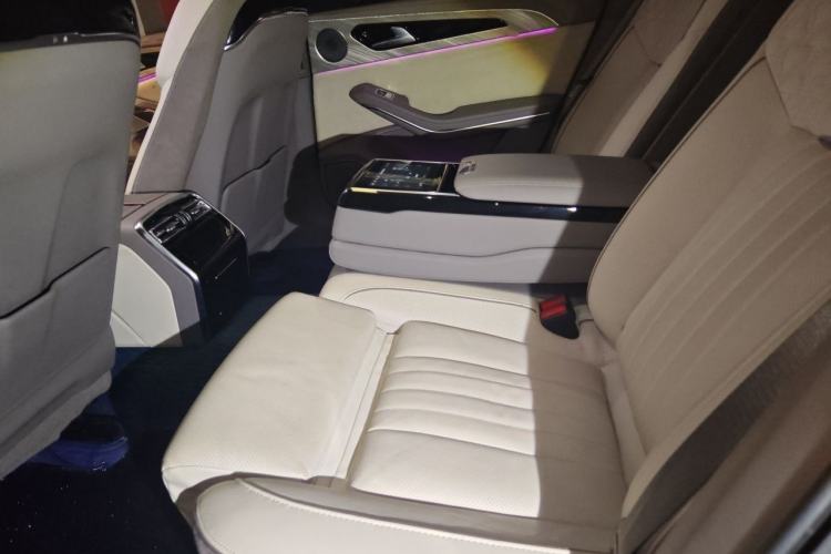 Used Hongqi H9 2022 2.0T Smart Connect Flagship Edition Left Rear Seat