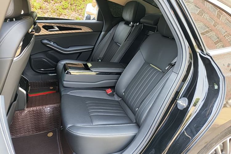 Used Hongqi H9 2022 2.0T Smart Connect Flagship Edition Left Rear Seat
