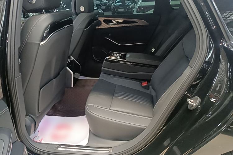 Used Hongqi H9 2022 2.0T Smart Connect Flagship Edition Left Rear Seat