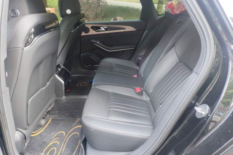 Used Hongqi H9 2022 2.0T Smart Connect Flagship Edition Left Rear Seat
