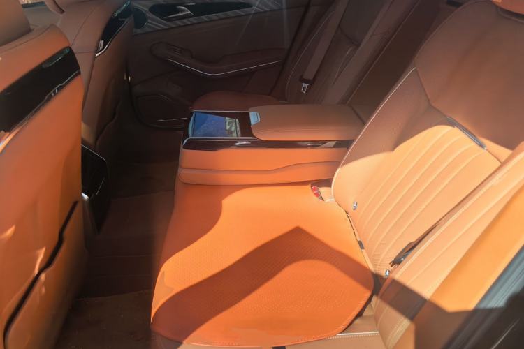 Used Hongqi H9 2022 2.0T Smart Connect Flagship Edition Left Rear Seat