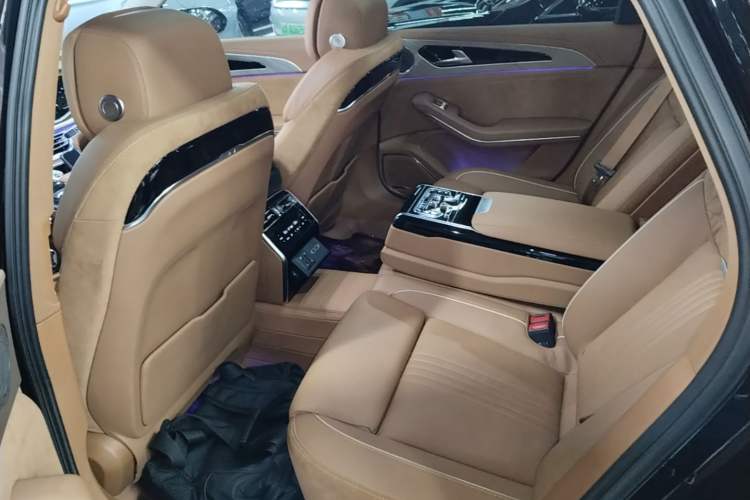 Used Hongqi H9 2022 2.0T Smart Connect Flagship Edition Left Rear Seat