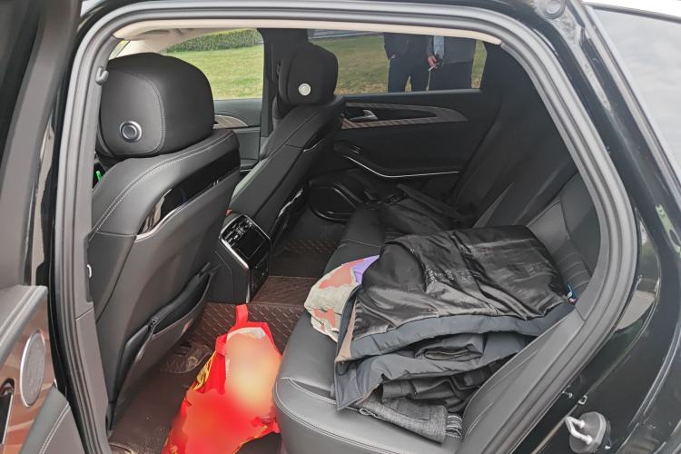 Used Hongqi H9 2022 2.0T Smart Connect Flagship Edition Left Rear Seat
