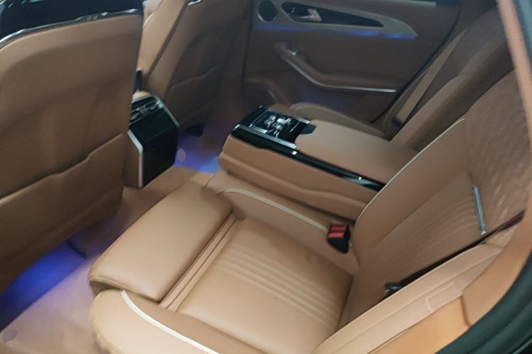 Used Hongqi H9 2022 2.0T Smart Connect Flagship Edition Left Rear Seat