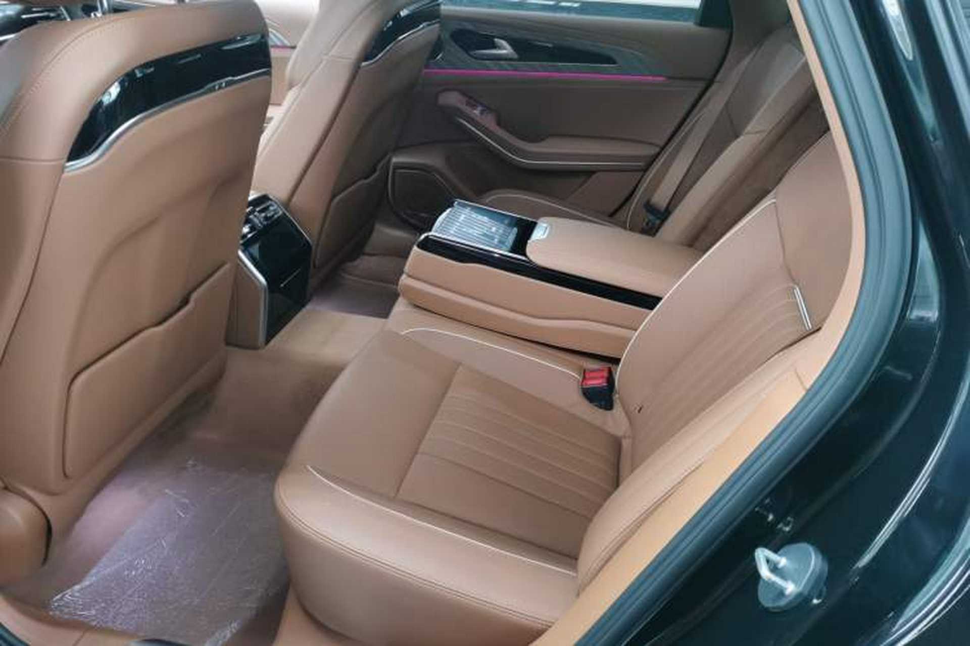 Used Hongqi H9 2022 2.0T Smart Connect Flagship Edition Left Rear Seat