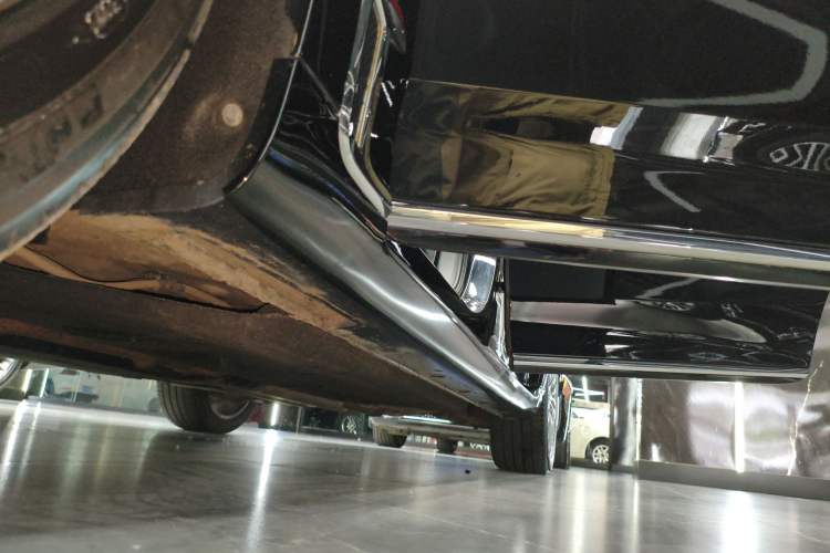 Used Hongqi H9 2022 2.0T Smart Connect Flagship Edition Left Side Sill