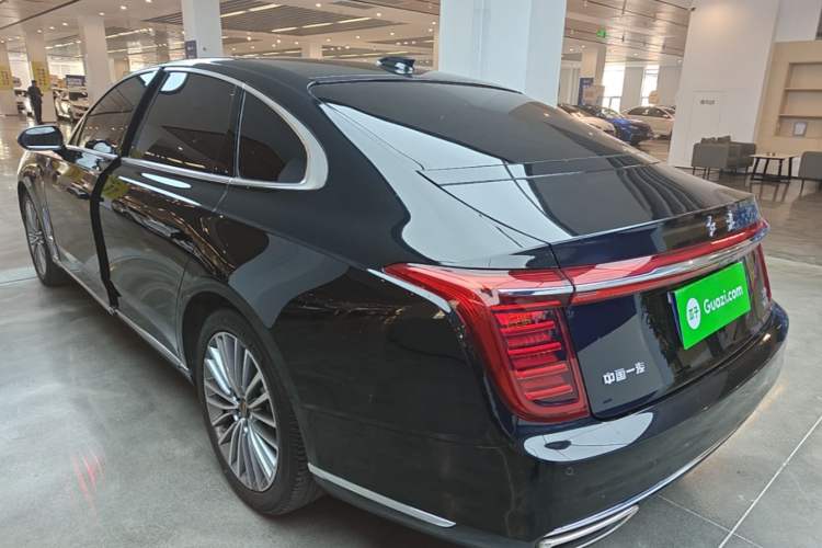 Used Hongqi H9 2022 2.0T Smart Connect Flagship Edition Rear Left 45 Deg