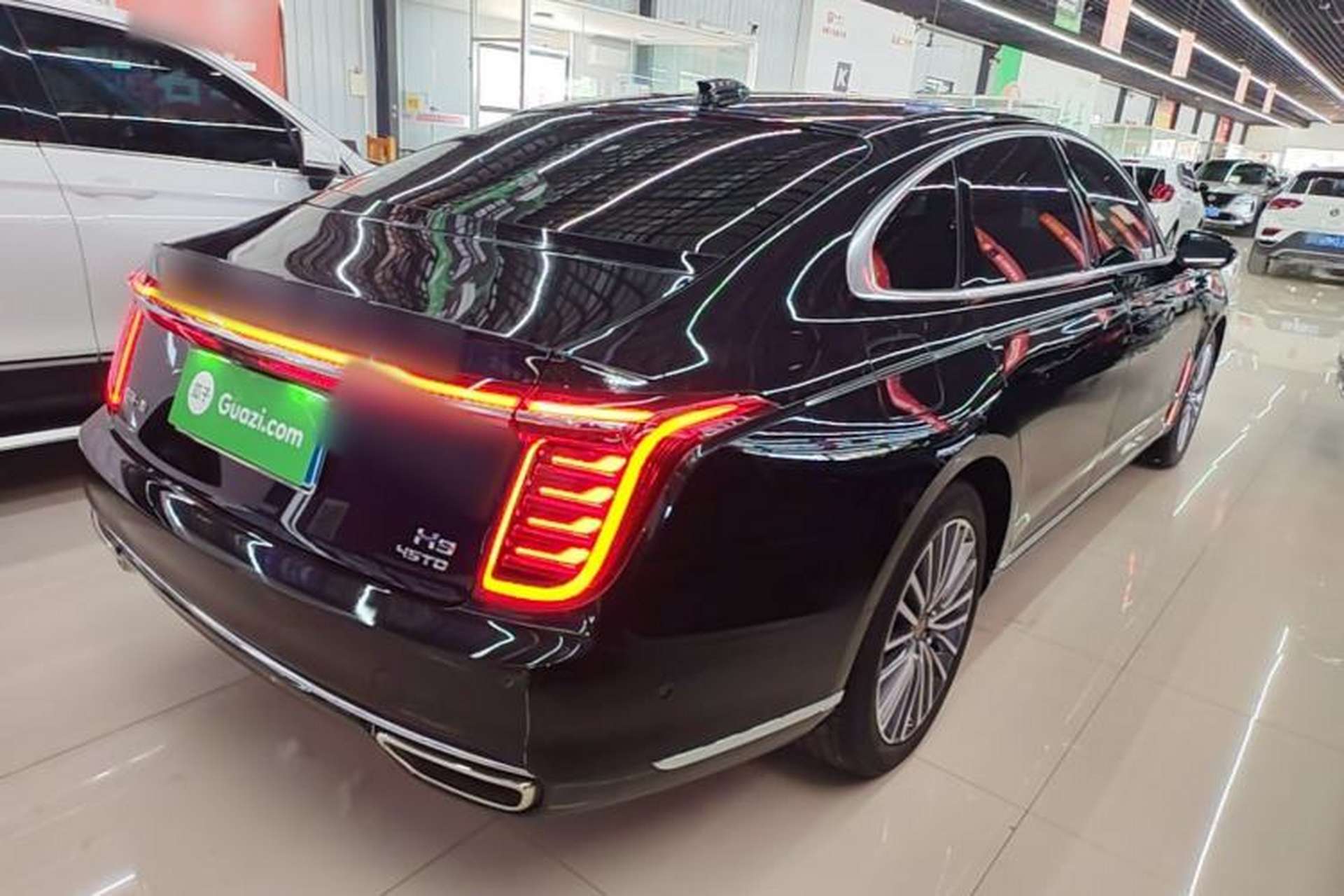 Used Hongqi H9 2022 2.0T Smart Connect Flagship Edition Rear Right 45 Deg
