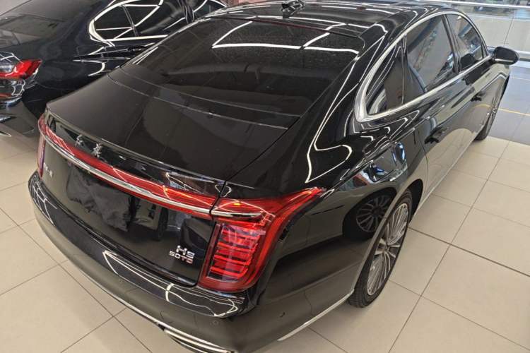 Used Hongqi H9 2022 2.0T Smart Connect Flagship Edition Rear Right 45 Deg