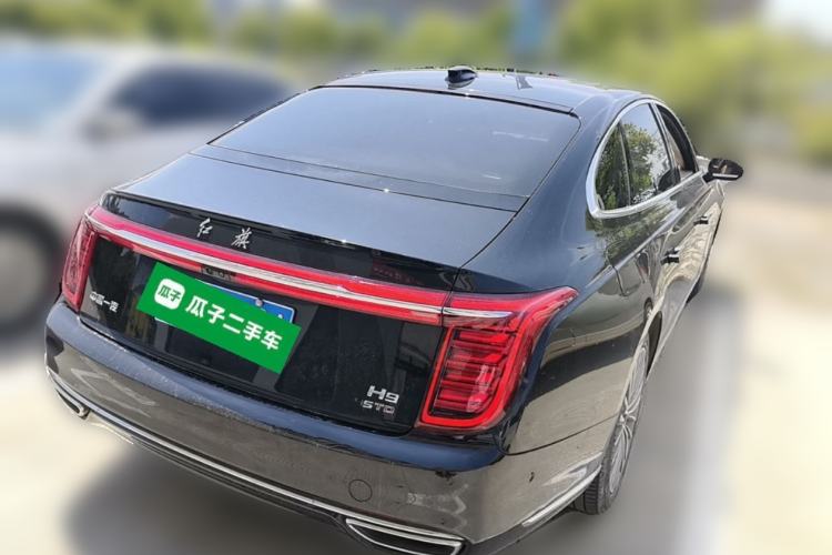 Used Hongqi H9 2022 2.0T Smart Connect Flagship Edition Rear Right 45 Deg