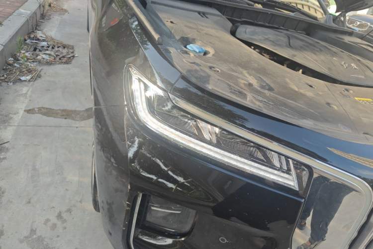 Used Hongqi H9 2022 2.0T Smart Connect Flagship Edition Right Front Headlight