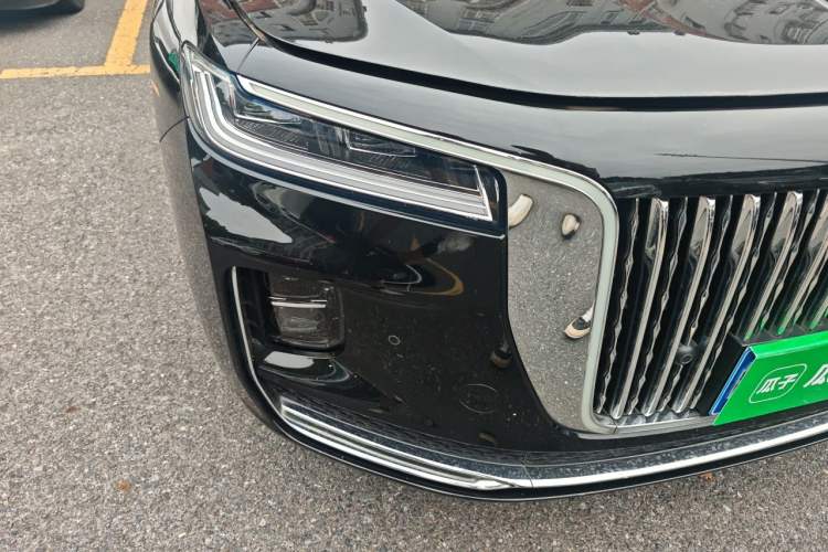 Used Hongqi H9 2022 2.0T Smart Connect Flagship Edition Right Front Headlight